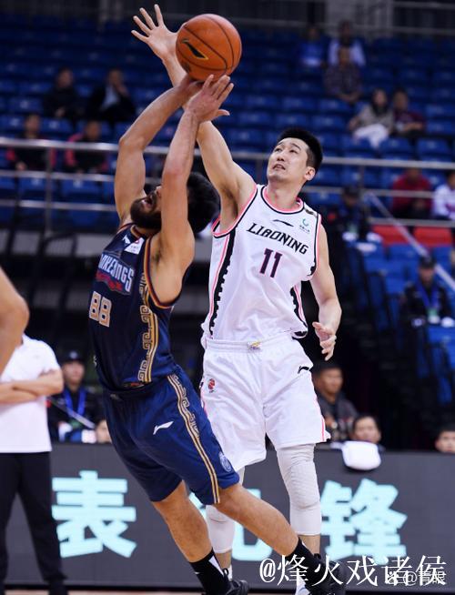 8秒速攻完成,这样的辽宁男篮让人难以辨识 8秒速攻完成,这样的辽宁男篮让人难以辨识